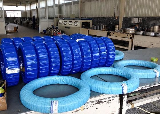 NU212E Silindir Makaralı Rulman Tek Sıralı Pirinç Kafesli Rulman Kafesli Olmayan Yerleştirme